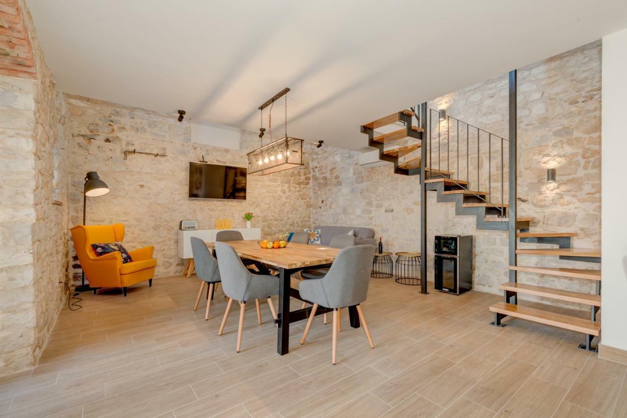 Holiday Home Rocca Supetar Bagian luar foto